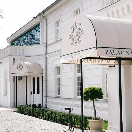 Palac Na Opieszynie Września Esterno foto